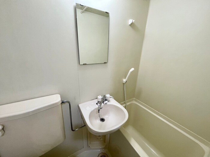 サンロイヤルの物件内観写真