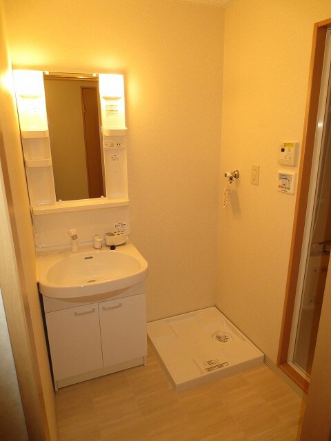 アム－ルＣＵＯＲＥの物件内観写真