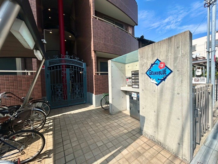 グランブル－の物件外観写真