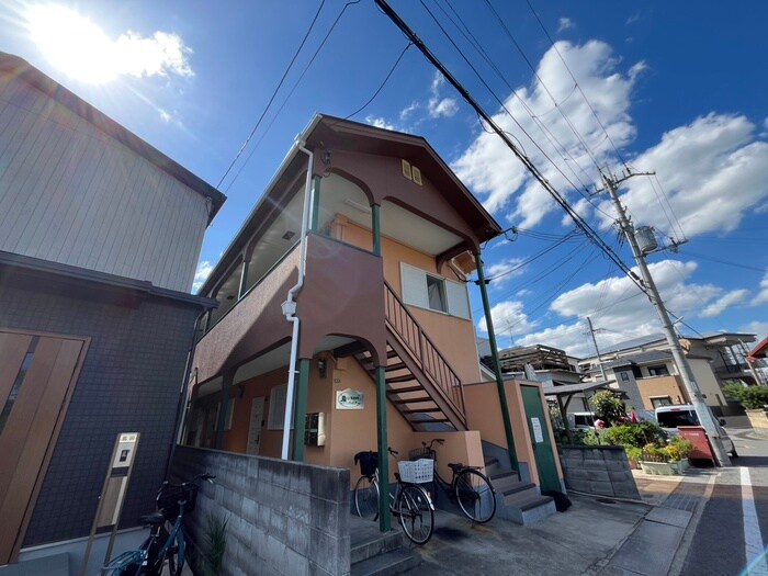 ひまわりハイツの物件外観写真