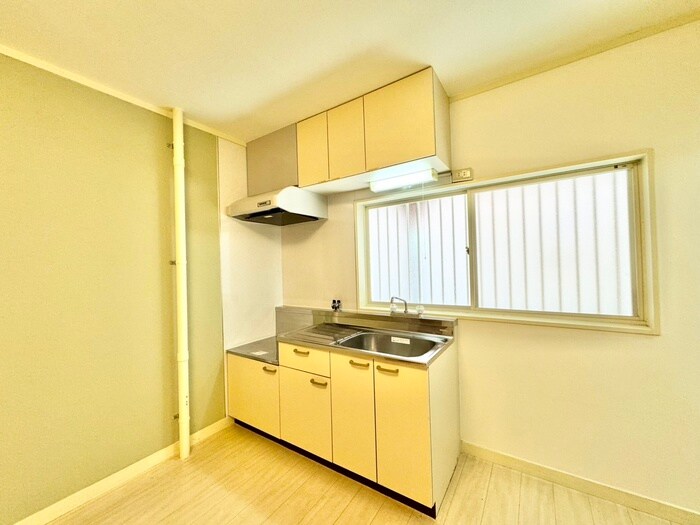 ひまわりハイツの物件内観写真