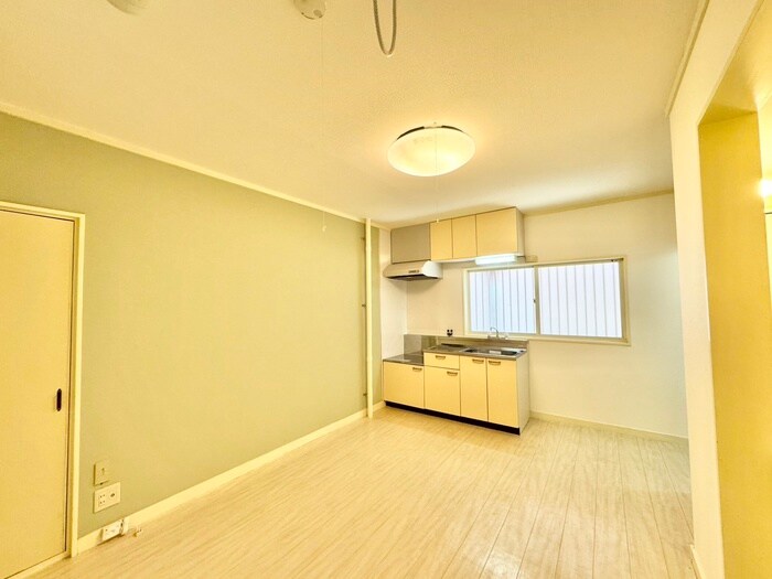 ひまわりハイツの物件内観写真