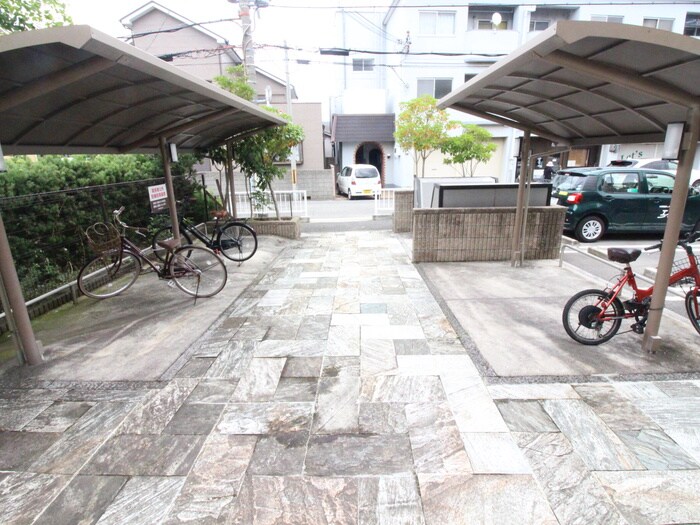 牛滝欅荘Ａ棟の物件外観写真