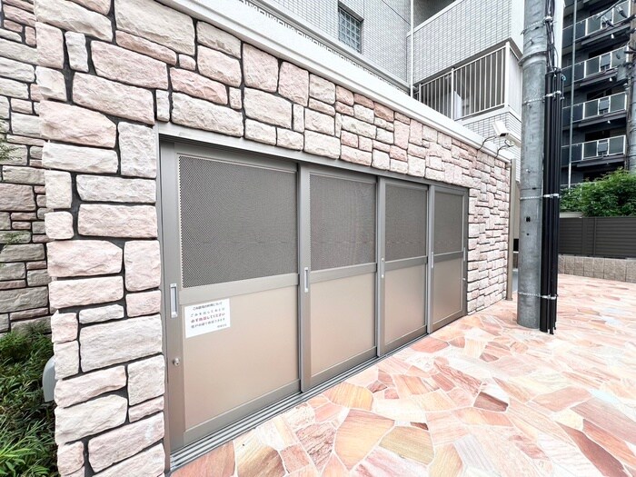 プレジオ九条の物件外観写真