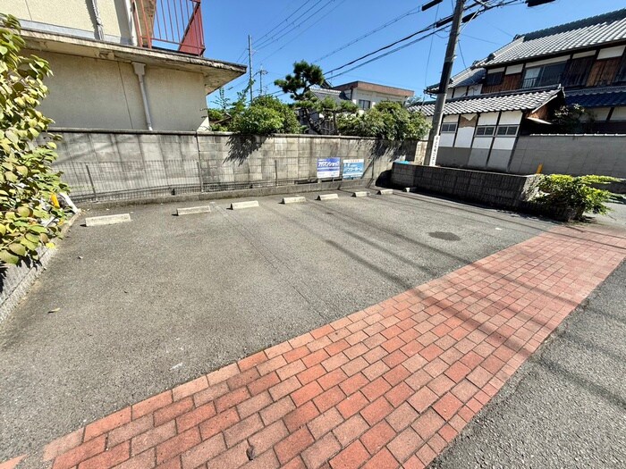 カ－サ・カロの物件外観写真