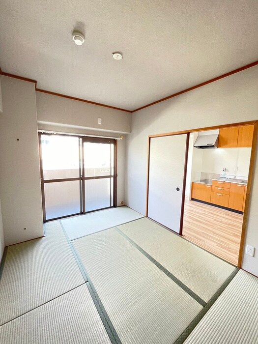 ハイマート新喜多の物件内観写真