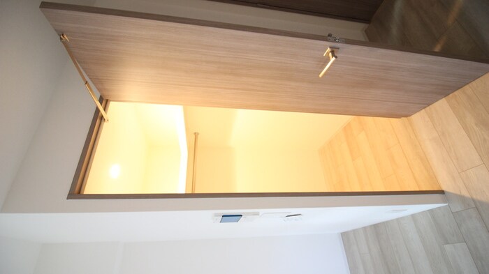 ｴｽﾘｰﾄﾞ難波THE　FIRST(1307)の物件内観写真