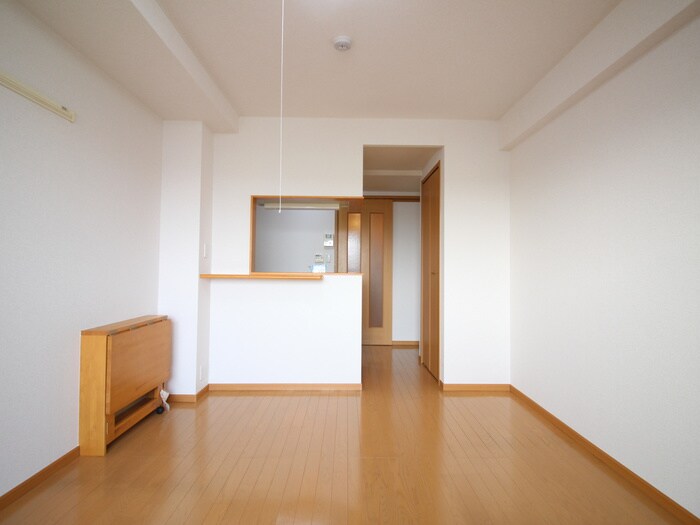 ＫＩﾌ-ﾄﾞｱﾙ･ﾃｨ･ﾌｪｽ･ﾋﾞｭ-の物件内観写真