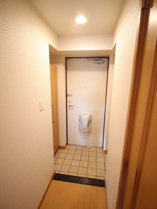 ＫＩﾌ-ﾄﾞｱﾙ･ﾃｨ･ﾌｪｽ･ﾋﾞｭ-の物件内観写真