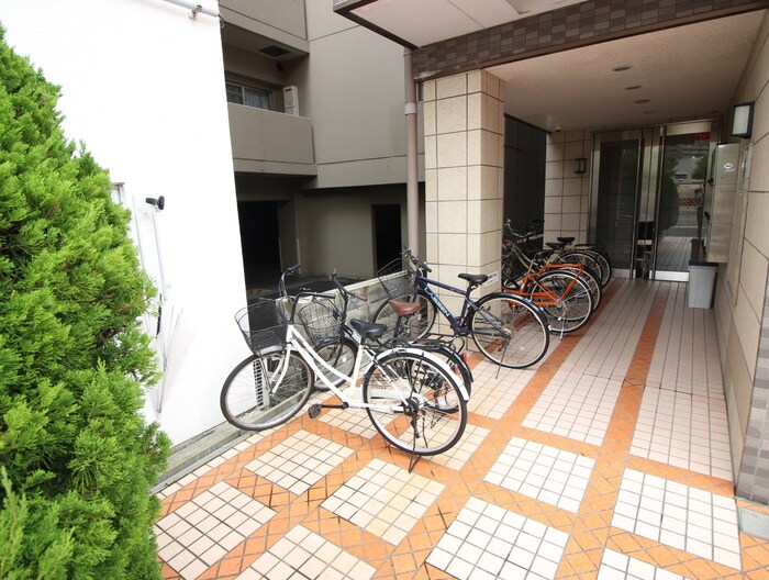 クレセ－ル阿波座の物件外観写真