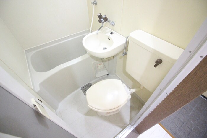 リバーサイド三国の物件内観写真