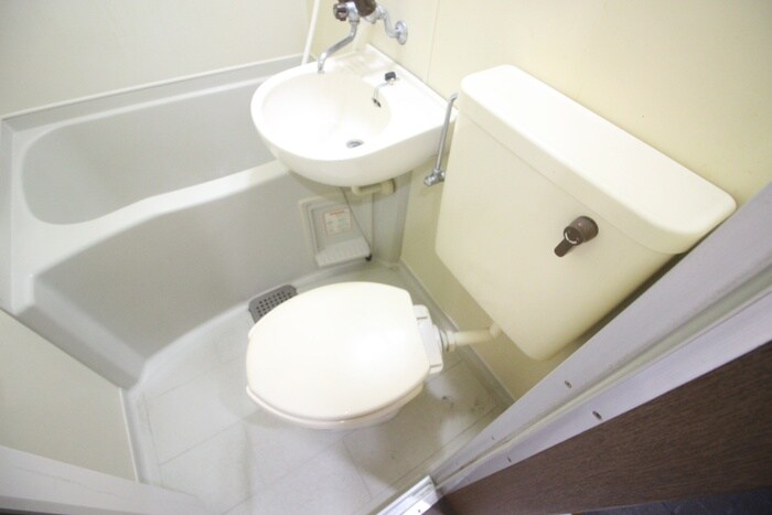 リバーサイド三国の物件内観写真