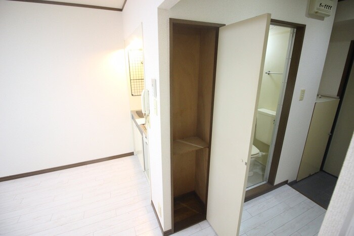 リバーサイド三国の物件内観写真