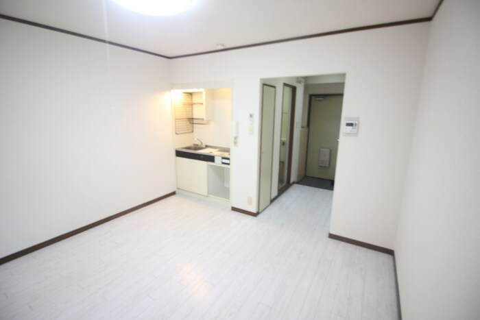リバーサイド三国の物件内観写真
