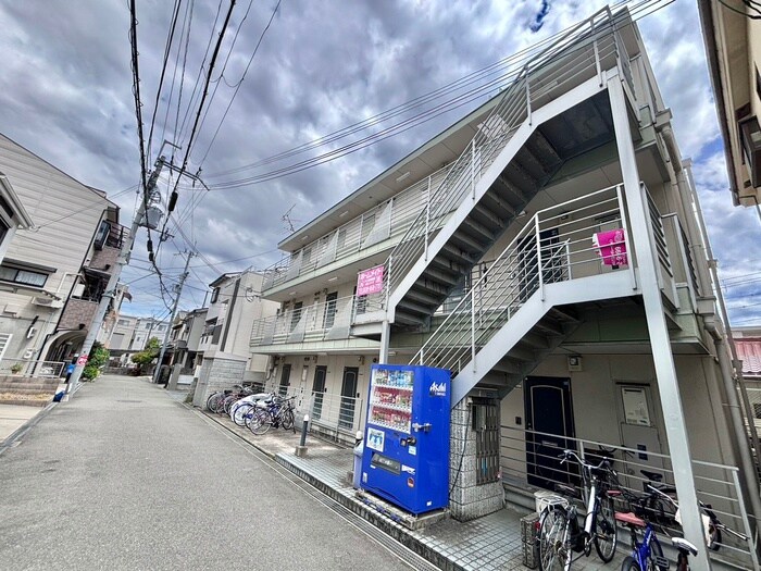 エバーグリーンハイツ寝屋川の物件外観写真