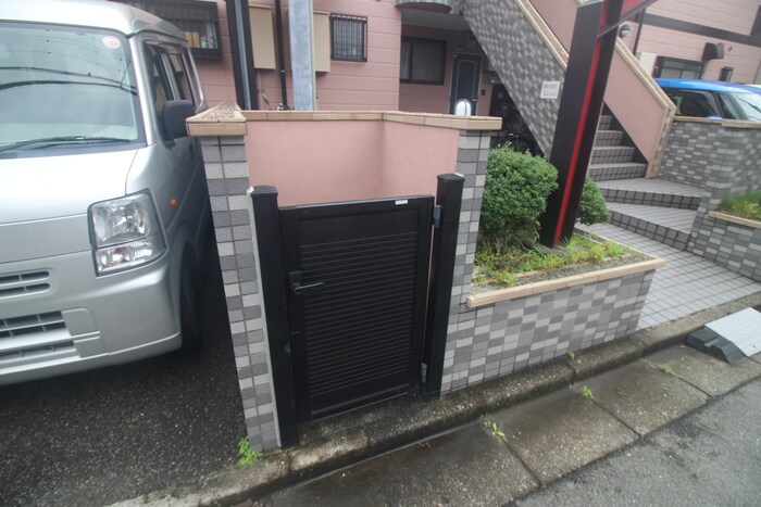 カステル・ヌオーボの物件外観写真