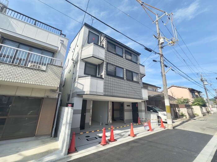 サンモールコート九条の物件外観写真