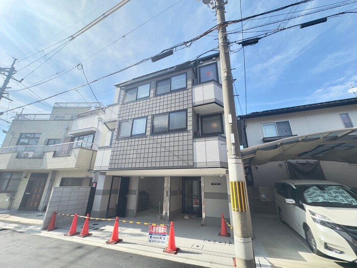 サンモールコート九条の物件外観写真