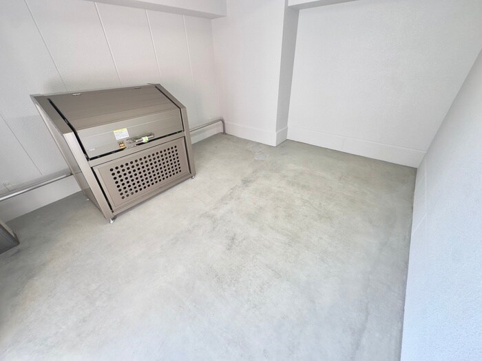 サンモールコート九条の物件外観写真