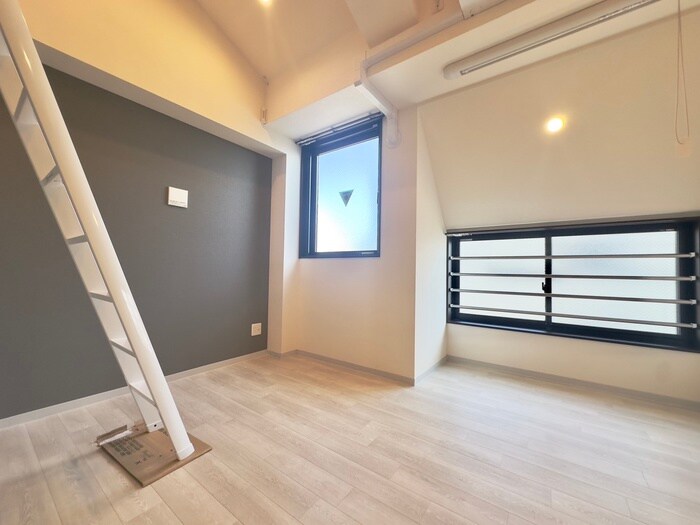 サンモールコート九条の物件内観写真