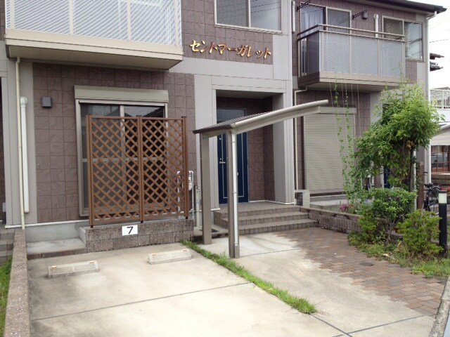 セントマ－ガレットの物件外観写真