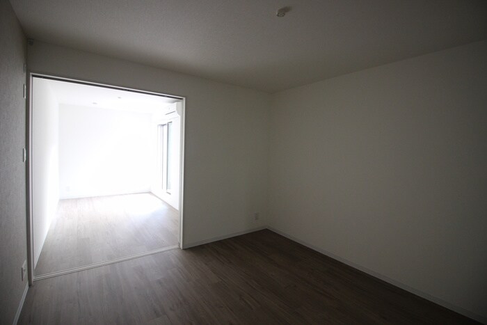 サンプレミアム江坂の物件内観写真