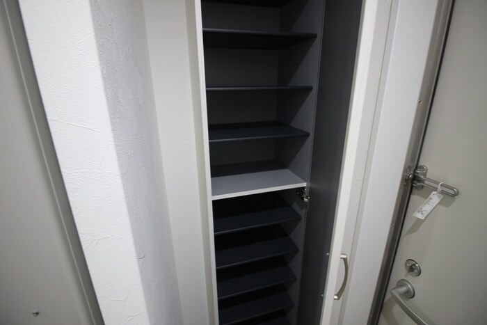 サンプレミアム江坂の物件内観写真