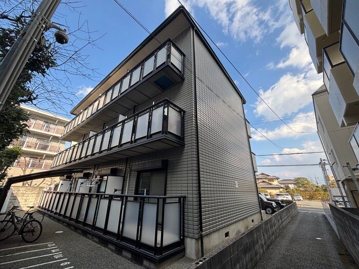 リブレメゾン甲東園エストの物件外観写真