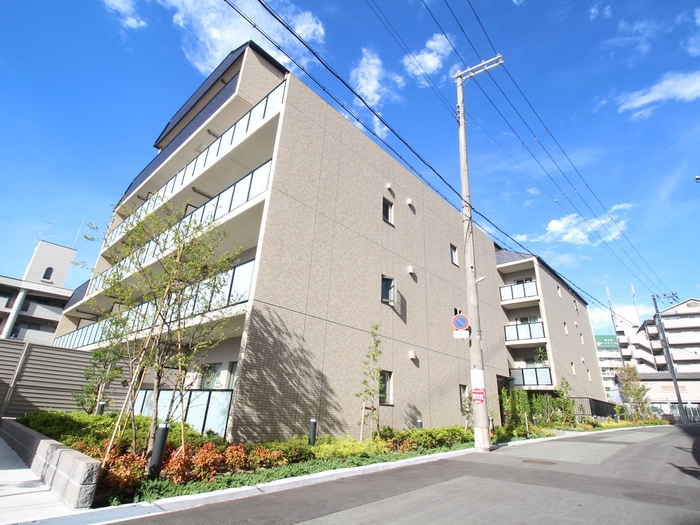 フローラル桃山台の物件外観写真