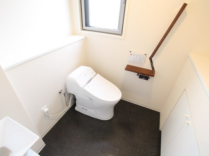 フローラル桃山台の物件内観写真