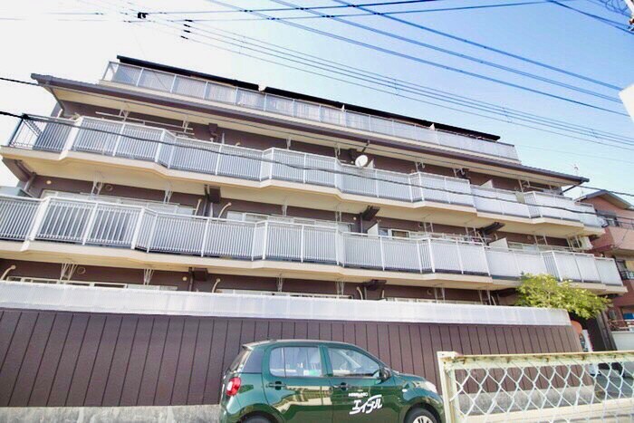 セレニティ武庫之荘の物件外観写真