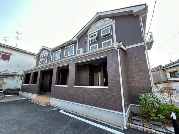 フィオーレ松ヶ丘の物件外観写真