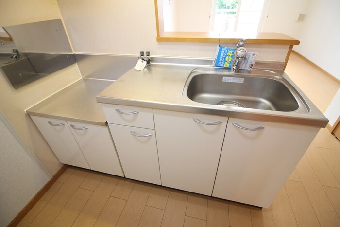 フィオーレ松ヶ丘の物件内観写真