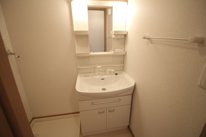 フィオーレ松ヶ丘の物件内観写真