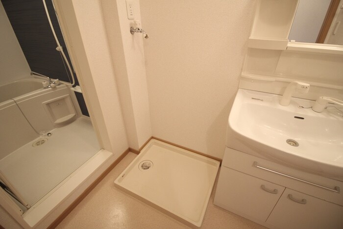 フィオーレ松ヶ丘の物件内観写真