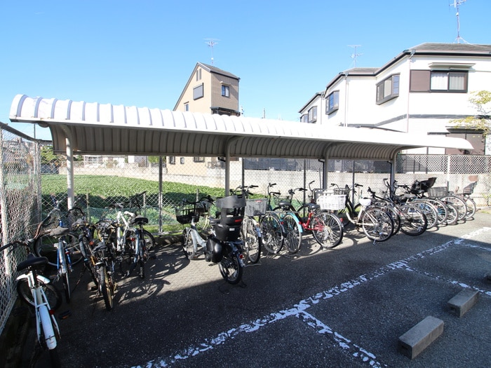 メゾンシャルムの物件外観写真