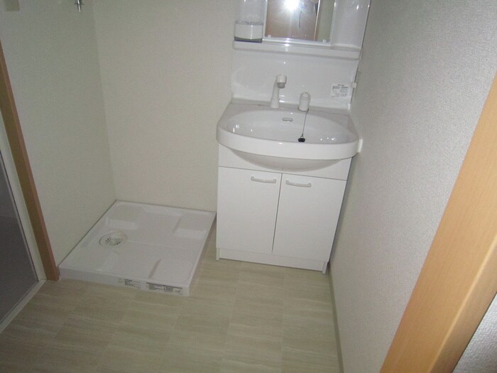 アム－ル　ロ－タスの物件内観写真