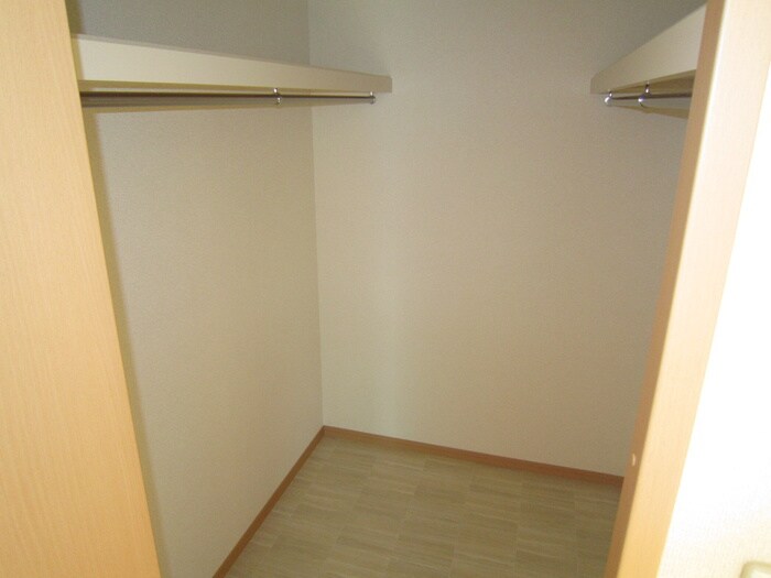 アム－ル　ロ－タスの物件内観写真