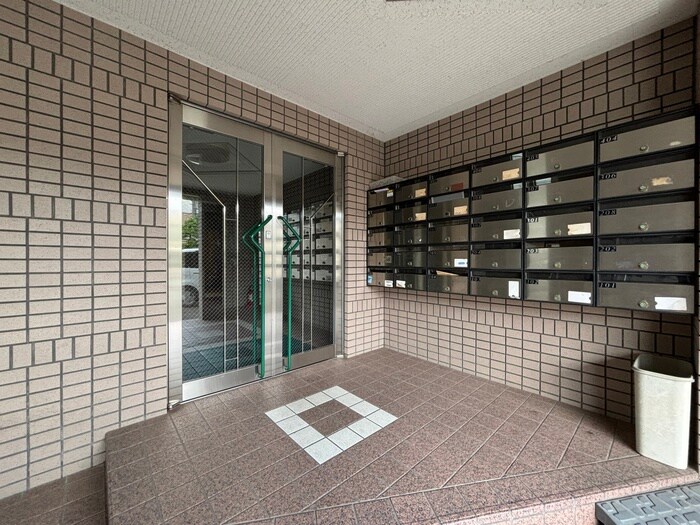 フラッツ７の物件外観写真