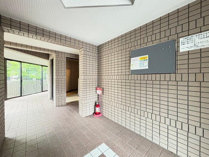 フラッツ７の物件外観写真