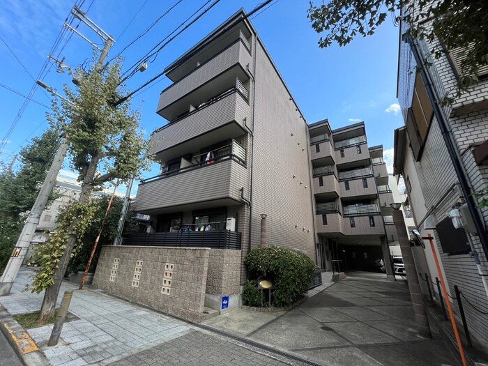 グロ－リ－１１の物件外観写真