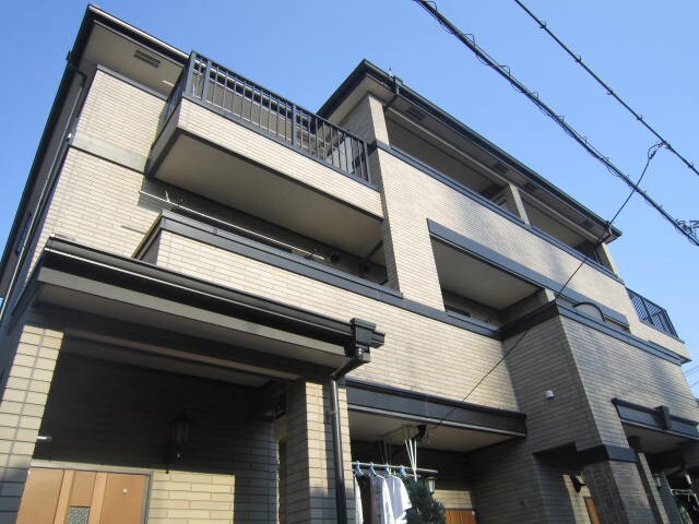 カ－サ　コスモスの物件外観写真