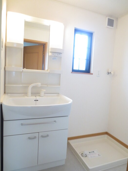 カ－サ　コスモスの物件内観写真