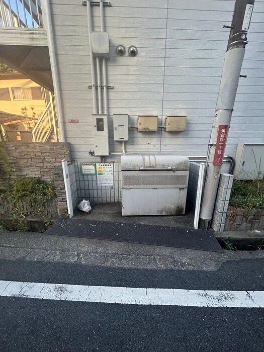 デイジーコート牧野の物件外観写真