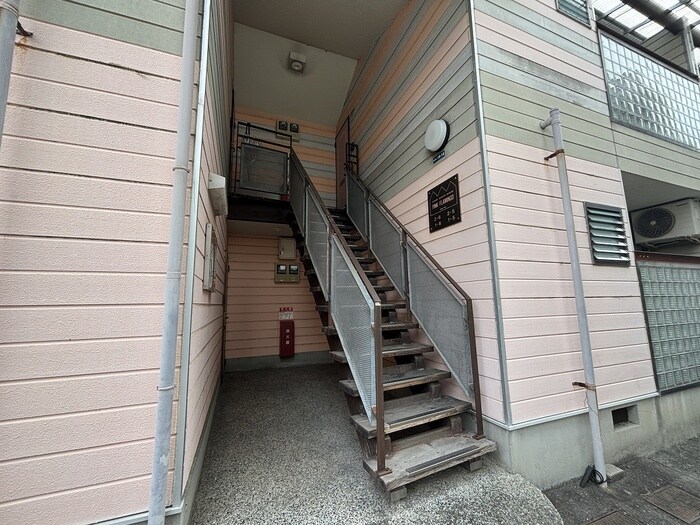 ピンクフラミンゴの物件外観写真