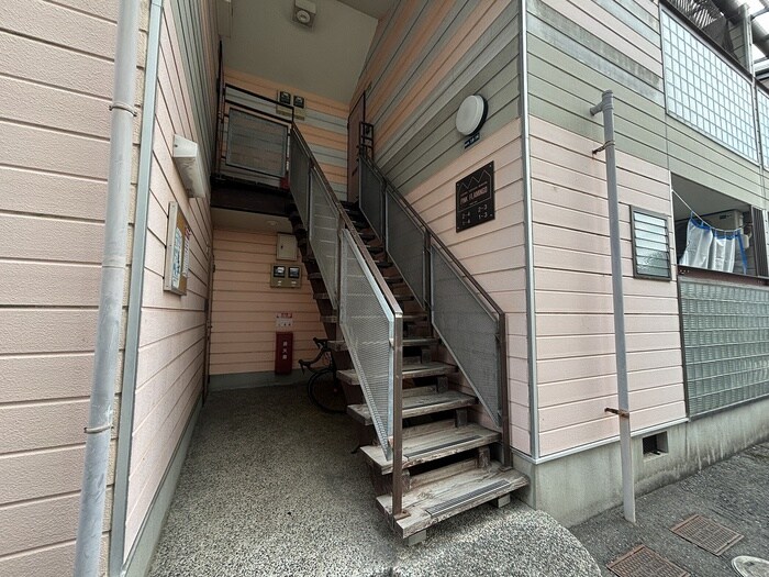 ピンクフラミンゴの物件外観写真