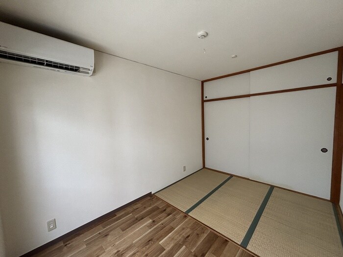 ピンクフラミンゴの物件内観写真