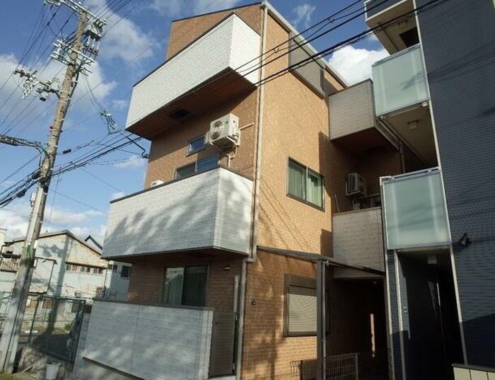 メゾンプラージュ苅藻の物件外観写真