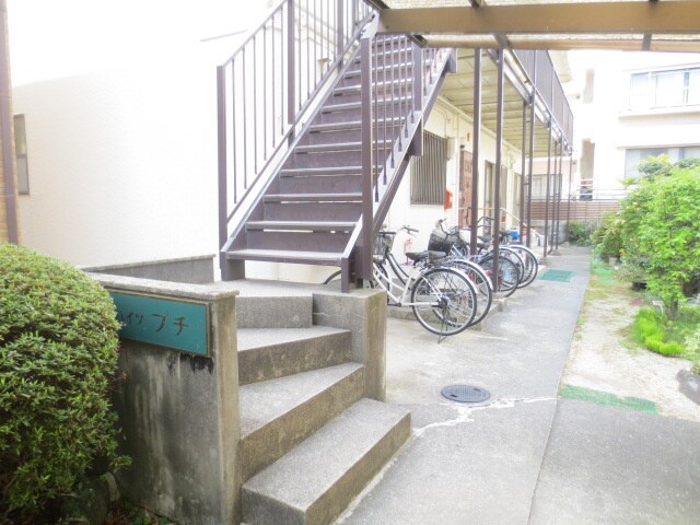 ハイツプチの物件外観写真