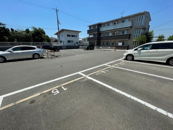 メゾンＷＡＴＡＲＩ　Ｃ棟の物件外観写真